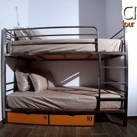 Crazy Hostel Єреван Екстер'єр фото