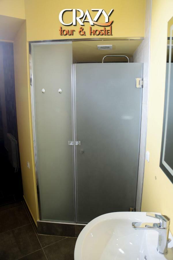 Crazy Hostel Єреван Екстер'єр фото
