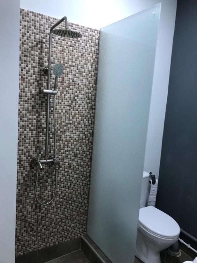 Crazy Hostel Єреван Екстер'єр фото